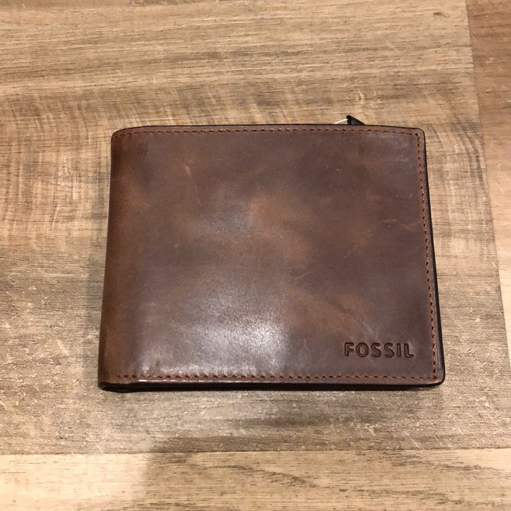 Fossil Wallet